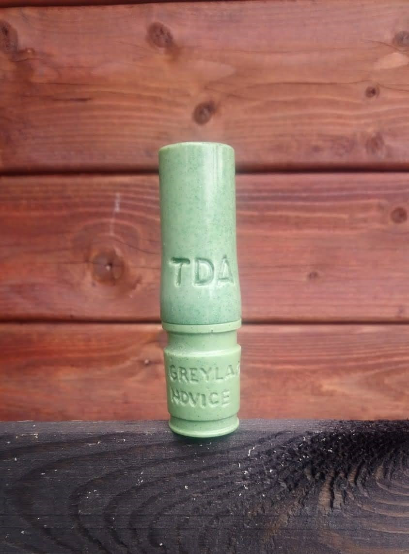 NY TDA Shorty Novice - grågåskall