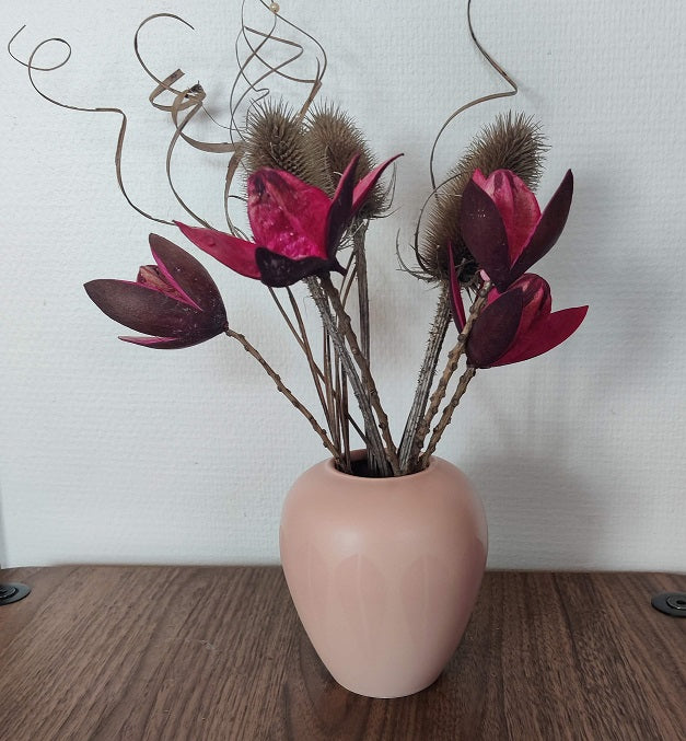 Keramikvas med Lotusmönster