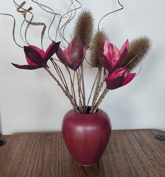 Keramikvas med Lotusmönster