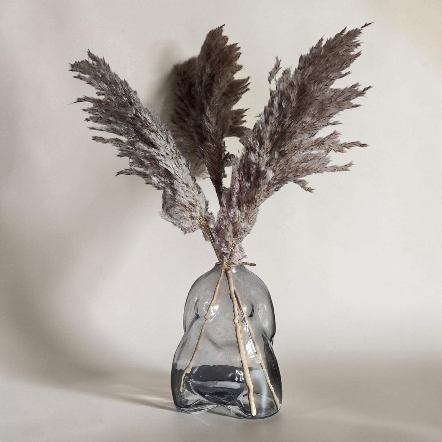 Nell krop vase