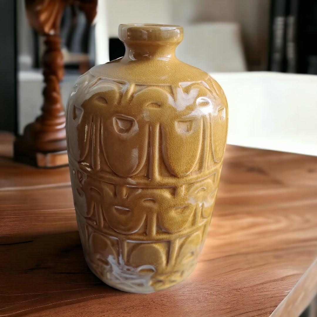 Vase i keramik