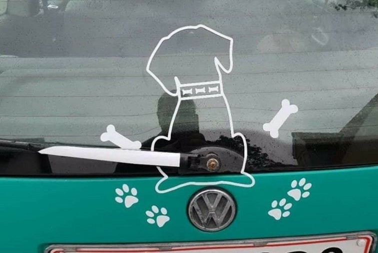 Sticker til din bil - hund